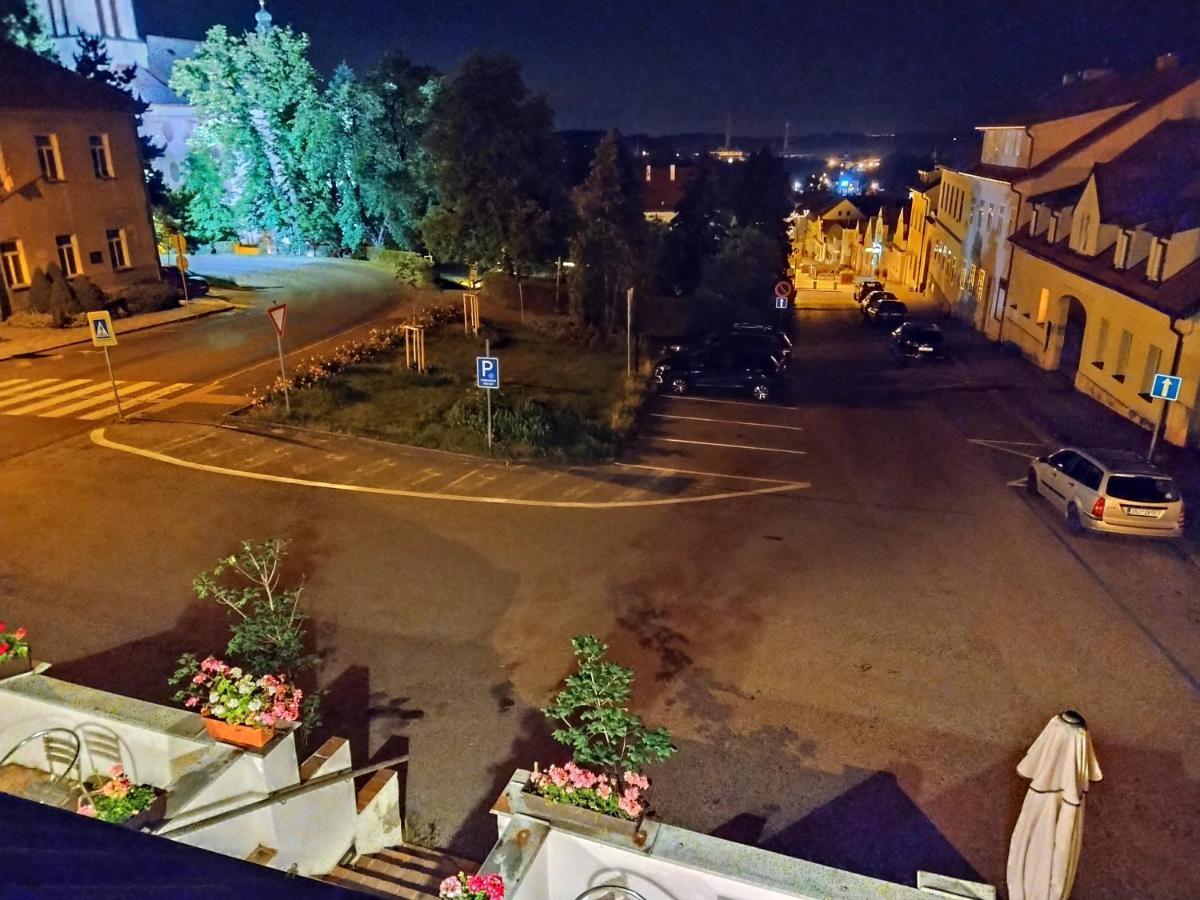Apartmány Malý mnich Mníšek pod Brdy Exteriér fotografie