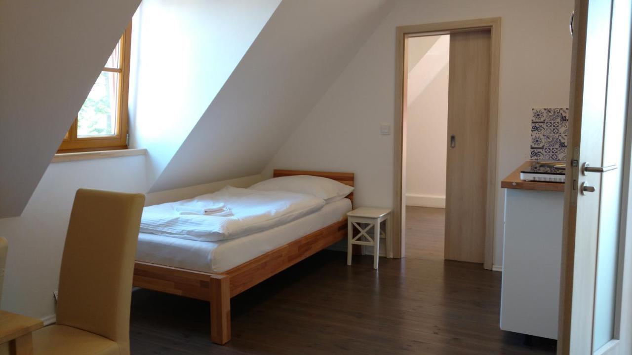 Apartmány Malý mnich Mníšek pod Brdy Exteriér fotografie
