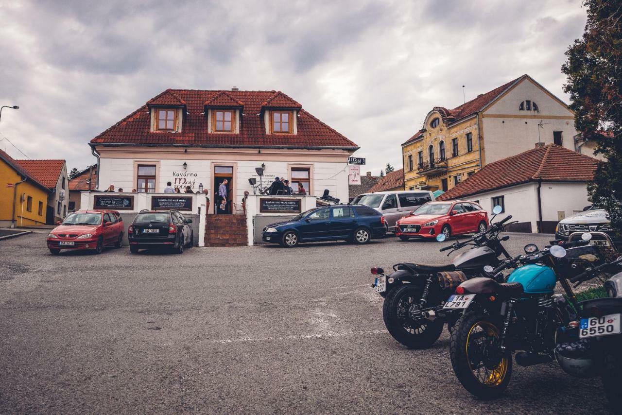 Apartmány Malý mnich Mníšek pod Brdy Exteriér fotografie